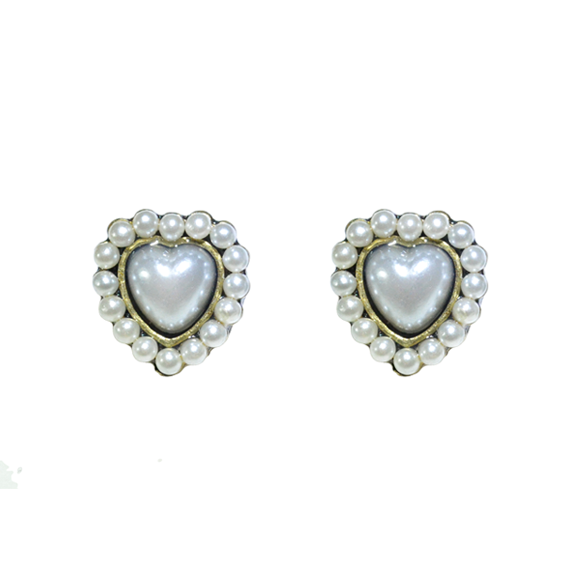 MINI PEARL WITH HEART EAR STUD - product image  