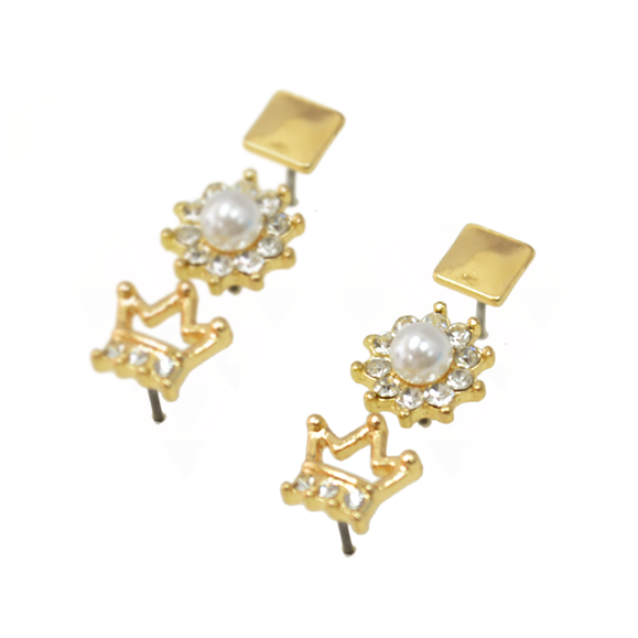 FAUX CROWN AND PEARL EARRING SET - product image  