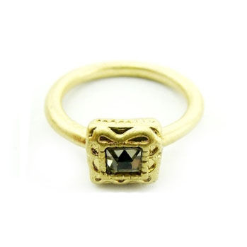 ELEGANT BOX CRYSTAL RING - product image  