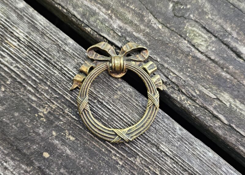 Keeler Brass Co Vintage Bow n' Ribbon Wreath Ring Pull  - product images  of 