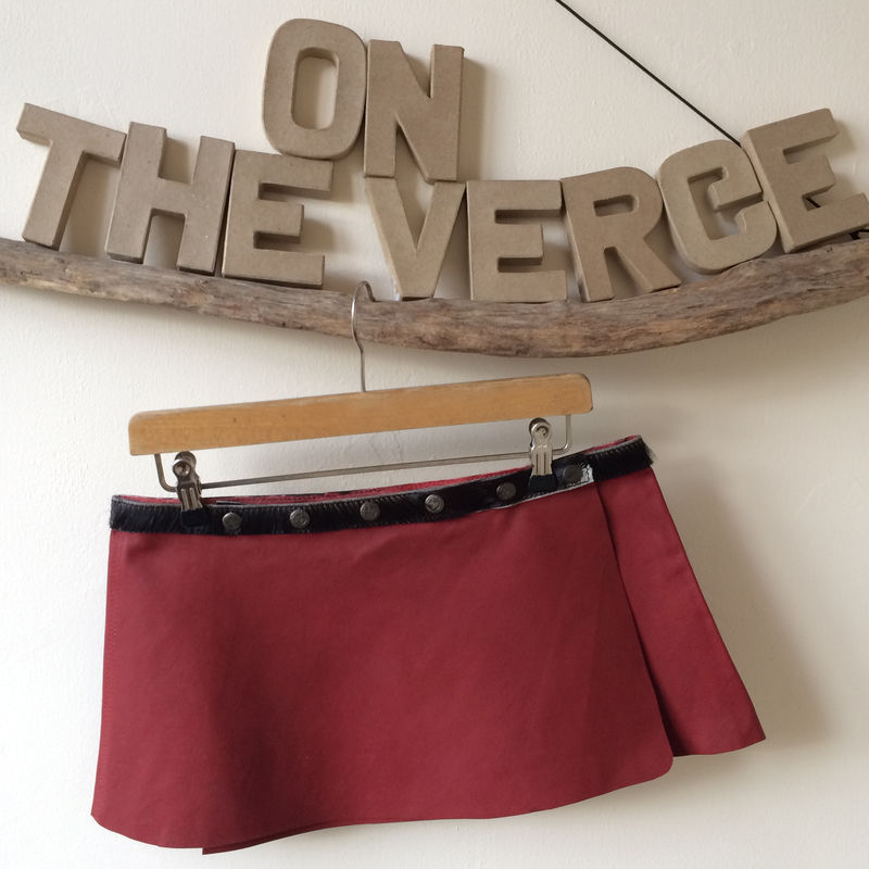Leather mini skirt - sixties melancholia with goat fur belt: RED with dark brown belt - product images  of 