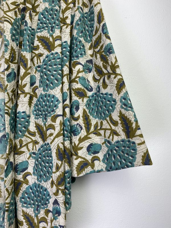 SALE // COTTON ORIGINAL KIMONO style jacket UK8 to UK14: sweet off-white with blue flowers - product images  of 