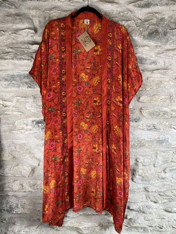 SHORTER,LONG,KIMONO,STYLE,JACKET,ONE,SIZE,UK6,to,22:,autumnal,burnt,orange,Burnt, orange, floral, short, long, Kimono, style, jacket, curvy, plus, size, on, the, verge