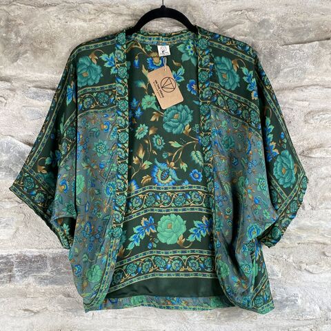 SALE,//,PETITE,KIMONO,STYLE,JACKET,UK8,to,UK12:,Green,,grey,with,blue,,floral,Green, Petite, Kimono, style, jacket, handmade, ireland 