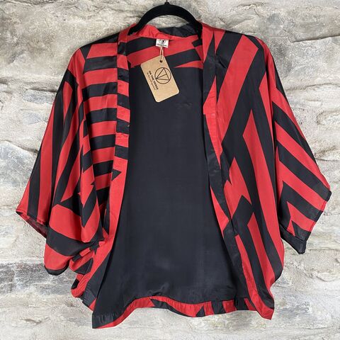 SALE,//,PETITE,KIMONO,STYLE,JACKET,UK8,to,UK12:,black,,red,,abstract,Black, red, abstract, Petite, Kimono, style, jacket, handmade, ireland 