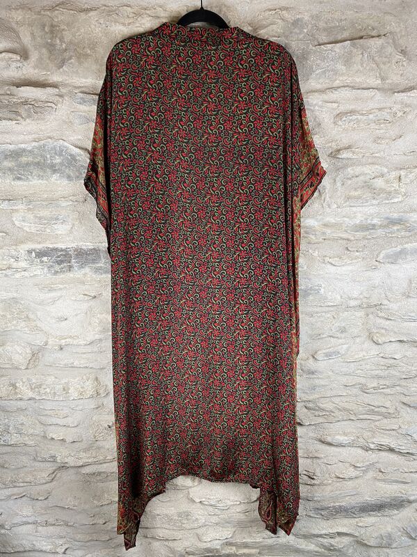 LONG KIMONO STYLE JACKET ONE SIZE UK10 to 28:  red, black, green, floral - product images  of 