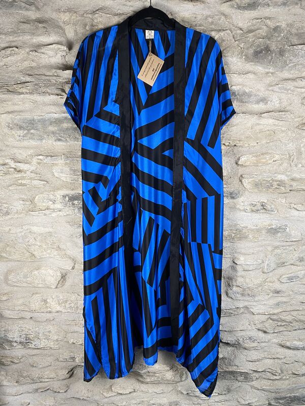 SALE // SHORTER LONG KIMONO STYLE JACKET ONE SIZE UK6 to 22: black, blue, abstract  - product images  of 
