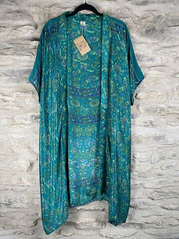 SALE,//,LONG,KIMONO,STYLE,JACKET,ONE,SIZE,UK10,to,28:,green,,floral,Green, floral , long, Kimono, style, jacket, curvy, plus, size, on, the, verge