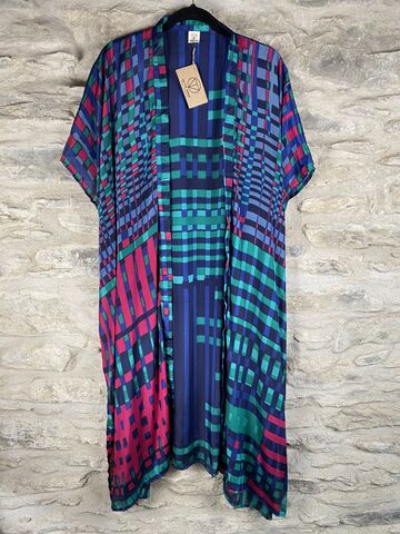 SALE,//,LONG,KIMONO,STYLE,JACKET,ONE,SIZE,UK10,to,28:,blue,,pink,,green,Blue, green, pink , long, Kimono, style, jacket, curvy, plus, size, on, the, verge