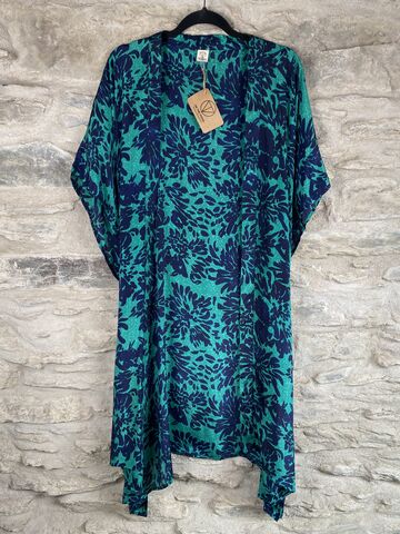 SALE,//,SHORTER,LONG,KIMONO,STYLE,JACKET,ONE,SIZE,UK10,to,28:,dark,blue,,green,Blue, green  , long, Kimono, style, jacket, curvy, plus, size, on, the, verge