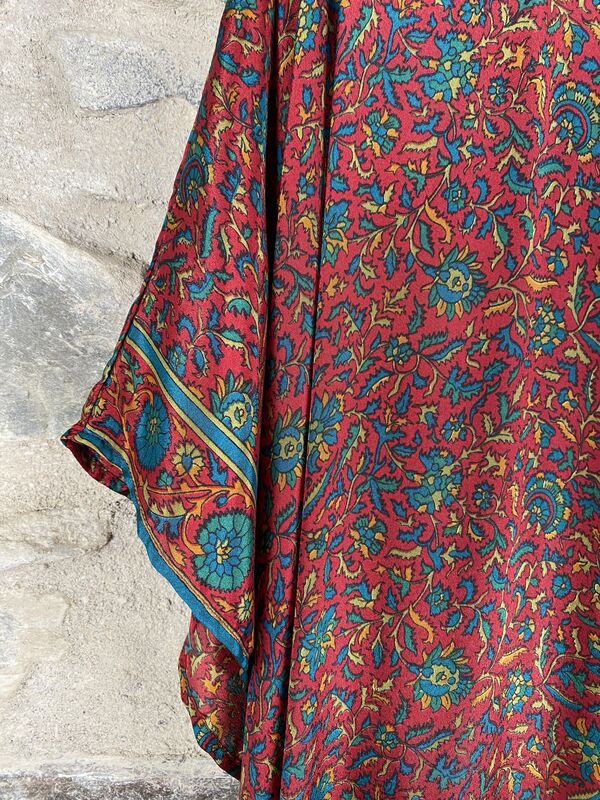 LONG KIMONO STYLE JACKET ONE SIZE UK10 to 28: super stylish deep red, teal, floral - product images  of 