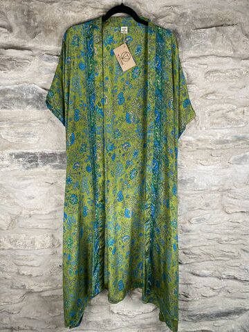 LONG,KIMONO,STYLE,JACKET,ONE,SIZE,UK10,to,28:,romantic,mossy,green,and,sky,blue,Green, blue , floral, long, Kimono, style, jacket, curvy, plus, size, on, the, verge
