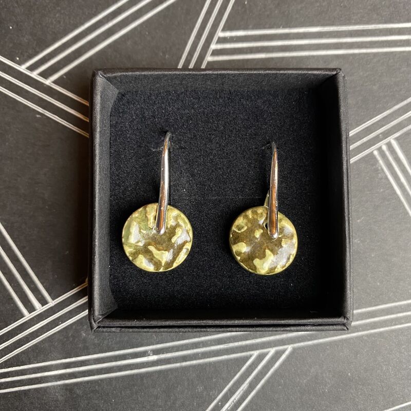 LAVVŌ SMALL drop earrings: army green, textured    - product images  of 