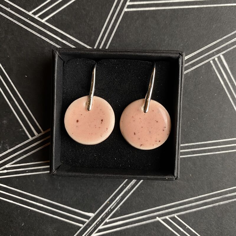 LAVVŌ MEDIUM drop earrings: pink, specked with black pepper   - product images  of 