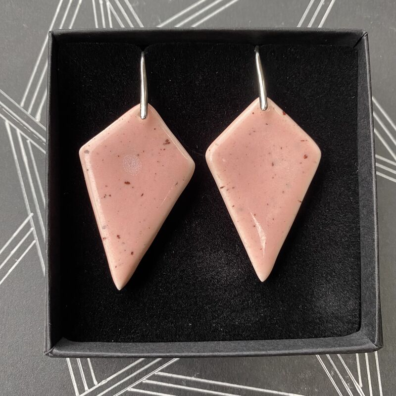 LAVVŌ LARGE KITE DROP EARRINGS: Pink with black pepper speckles - product images  of 