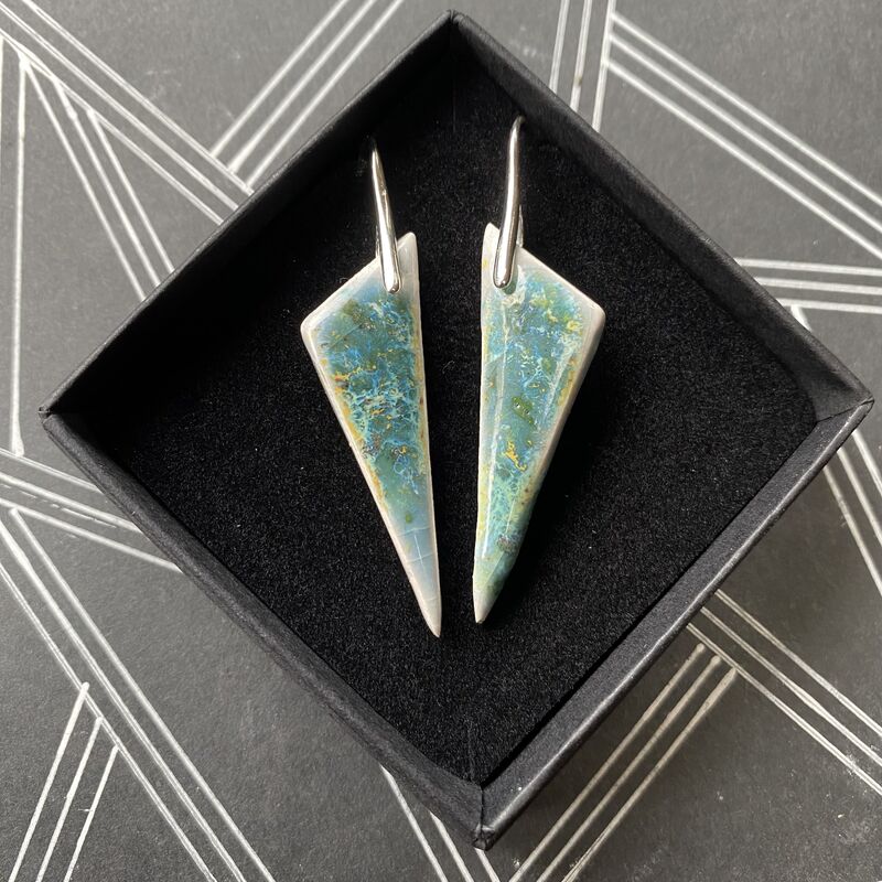 LAVVŌ Smaller triangular porcelain drop earrings: moss, lichen  - product images  of 