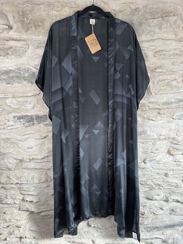 SALE // LONG KIMONO STYLE JACKET ONE SIZE UK10 to 28: black, geometric pattern - product images  of 