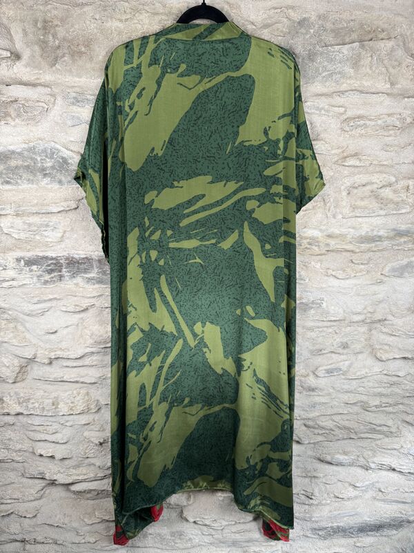 SALE // LONG KIMONO STYLE JACKET ONE SIZE UK10 to 28: green, red - product images  of 