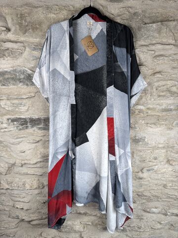 SALE,//,LONG,KIMONO,STYLE,JACKET,ONE,SIZE,UK10,to,28:,off,white,,grey,,black,,red,off white, grey, black, red, long, Kimono, style, jacket, curvy, plus, size, on, the, verge