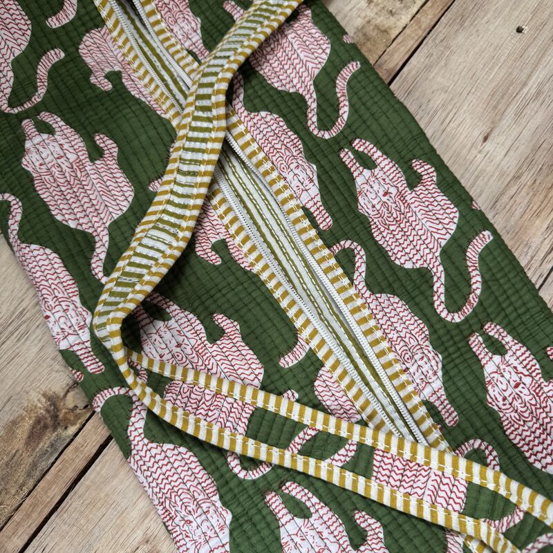 COTTON YOGA MAT BAG: green with tigers  - product images  of 