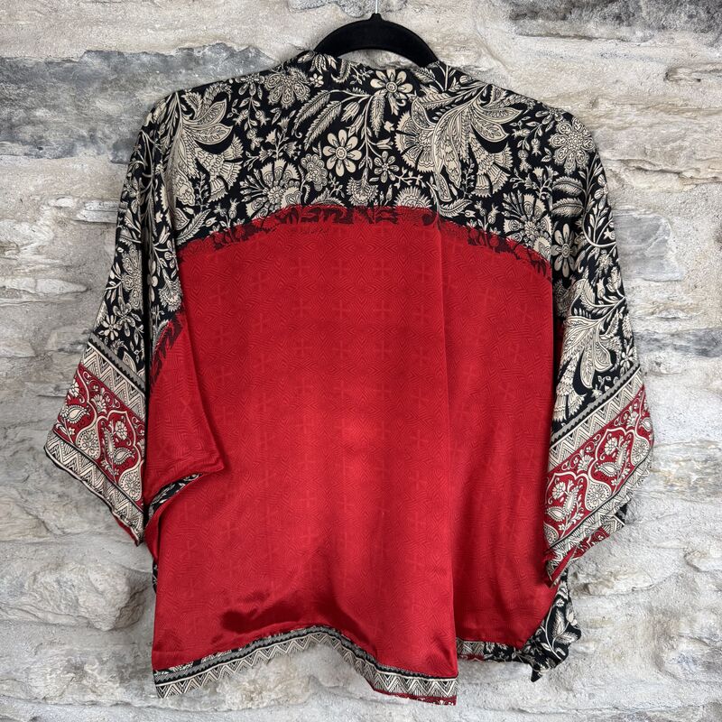 SALE // PETITE KIMONO STYLE JACKET UK8 to UK12: black, white, red, floral   - product images  of 
