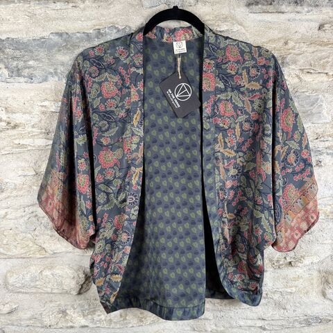 SALE,//,PETITE,KIMONO,STYLE,JACKET,UK8,to,UK14:,grey,,floral,grey, floral , Petite, Kimono, style, jacket, handmade, ireland 