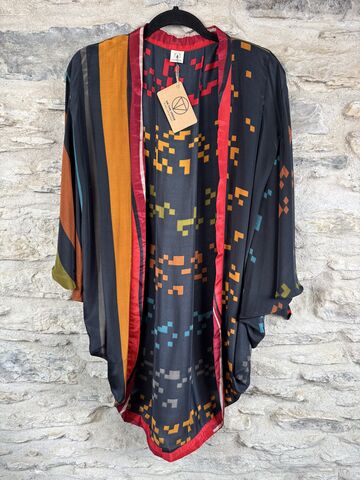 SALE,//,ORIGINAL,KIMONO,style,jacket,UK8,to,UK14:,black,,red,,green,,rust,,black, red, green, rust, , kimono, style jacket, soft, polyester, kaftan, jacket, cardigan, ontheverge