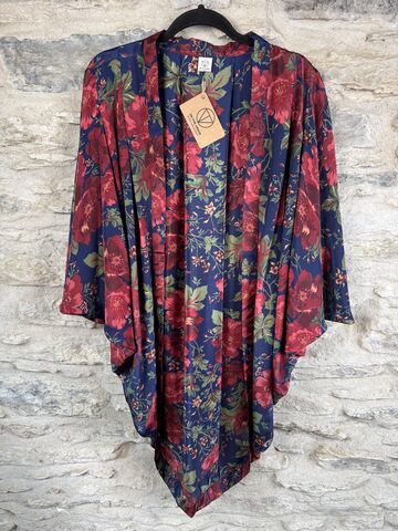 SALE,//,ORIGINAL,KIMONO,style,jacket,UK8,to,UK14:,blue,,red,,floral,blue, red, floral, kimono, style jacket, soft, polyester, kaftan, jacket, cardigan, ontheverge