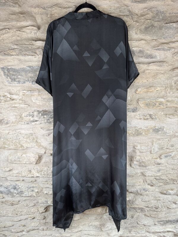 SALE // LONG KIMONO STYLE JACKET ONE SIZE UK10 to 28: black, multi colour, abstract  - product images  of 