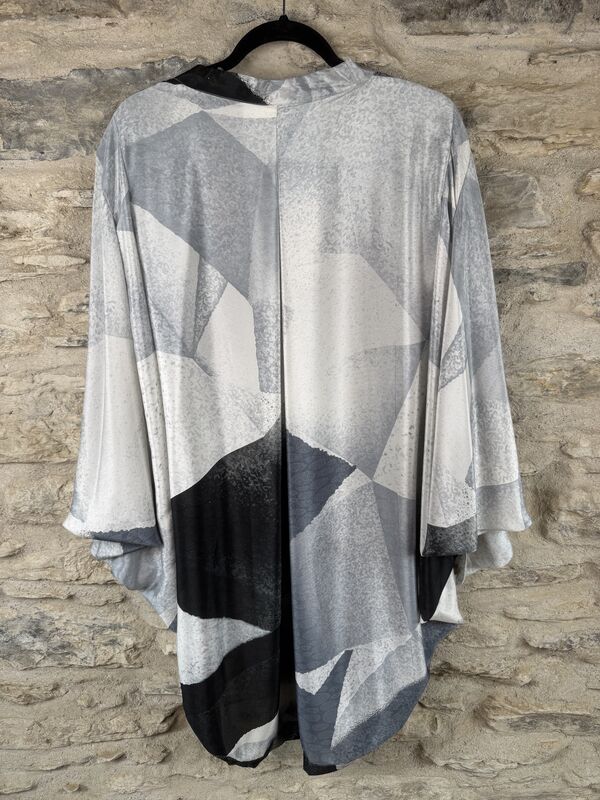 SALE // ORIGINAL KIMONO style jacket UK8 to UK14: black, grey, abstract  - product images  of 