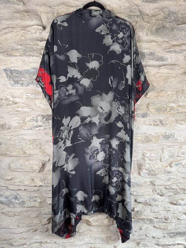 SALE // LONG KIMONO STYLE JACKET ONE SIZE UK10 to 28: black, grey, red - product images  of 