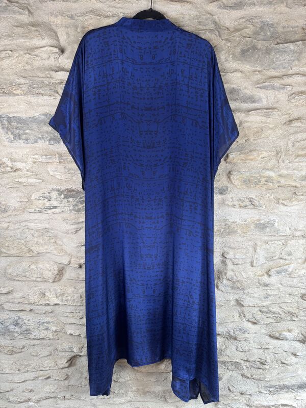 SALE // LONG KIMONO STYLE JACKET ONE SIZE UK10 to 28: elegant dark blue with red  - product images  of 