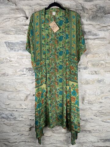 SALE,//,LONG,KIMONO,STYLE,JACKET,ONE,SIZE,UK10,to,28:,green,,blue,,floral,green, blue, floral, Kimono, style, jacket, curvy, plus, size, on, the, verge
