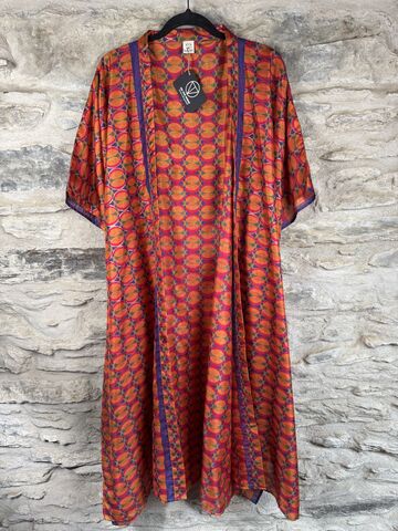 NEW,EXTRAVAGANT,LONG,KIMONO,STYLE,JACKET,UK10,to,28:,hot,pink,,orange,with,some,purple,and,gold,threads,pink, orange, gold, extravagant, long, Kimono, style, jacket, curvy, plus, size, on, the, verge
