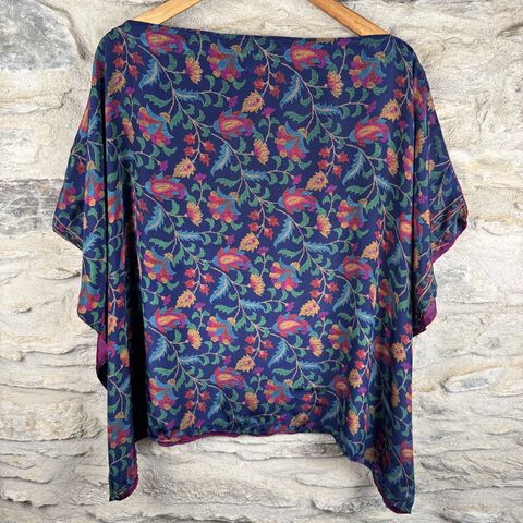 FREEDOM,TOP,ONE,SIZE,UK,12,to,20:,navy,blue,,floral,Blue, floral, freedom, top, on, the verge, polyester, uk, 12,14,16,18,20 
