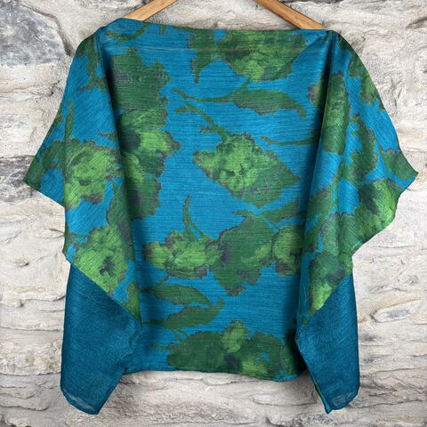 FREEDOM,TOP,ONE,SIZE,UK,12,to,20:,chic,turquoise,blue,with,green,,floral, green, floral, freedom, top, on, the verge, polyester, uk, 12,14,16,18,20 