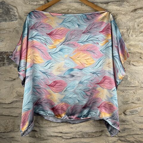FREEDOM,TOP,SEE-THROUGH,ONE,SIZE,UK,10,to,16:,sweet,blue,and,pink,,floral,Blue, pink, floral, freedom, top, on, the verge, polyester, uk, 12,14,16,18,20 