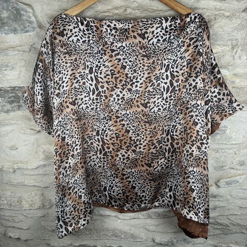 FREEDOM,TOP,ONE,SIZE,UK,12,to,20:,leopard,print,leopard print, freedom, top, on, the verge, polyester, uk, 12,14,16,18,20 