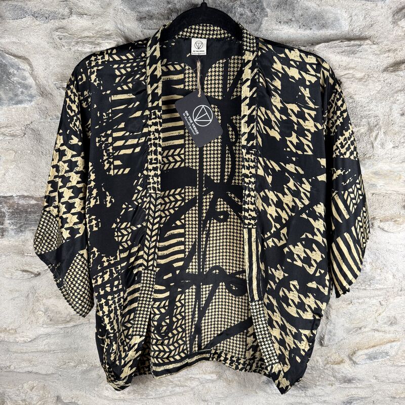 PETITE KIMONO STYLE JACKET UK8 to UK12: funky beige and black, abstract print - product images  of 