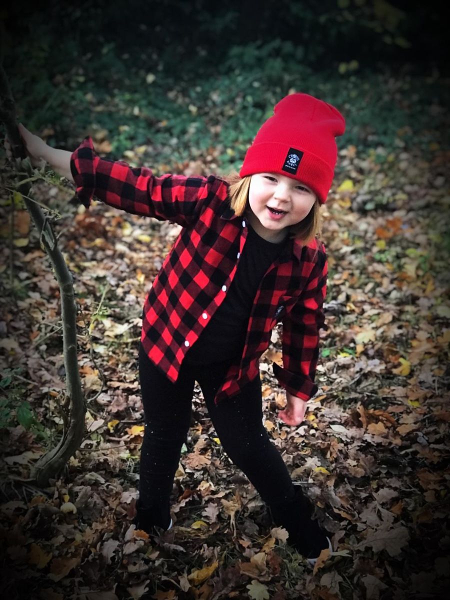 red and black shirt girl