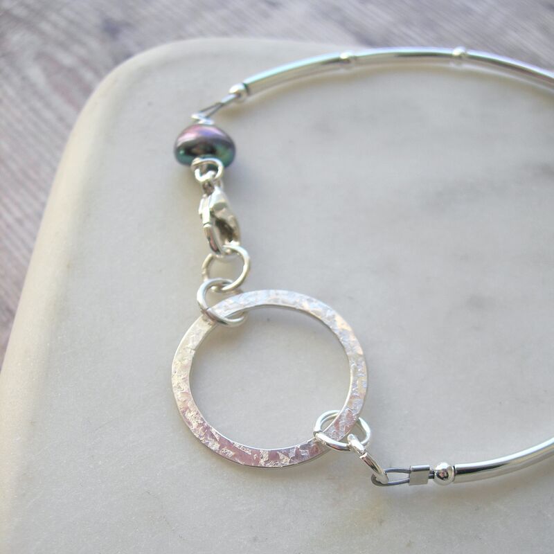 Sand Circle Peacock Pearl Bracelet - product images  of 