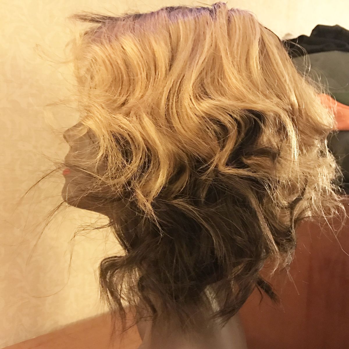 Drop Curl Invisible Part Bob Madam B