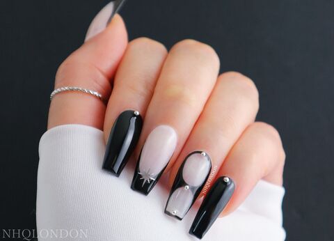 DARK,STAR,alt nails, alt press on nails , luxury press on nails