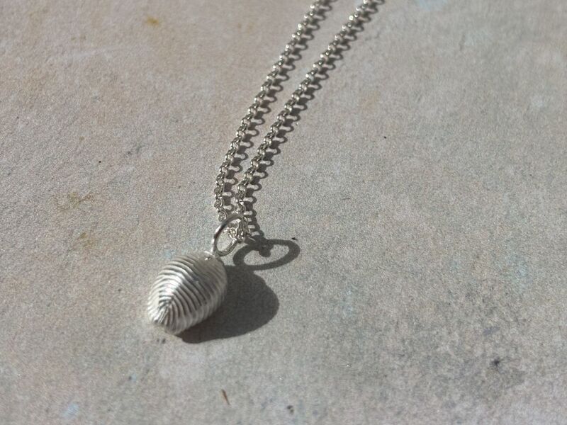 Cowrie shell necklace - product images  of 