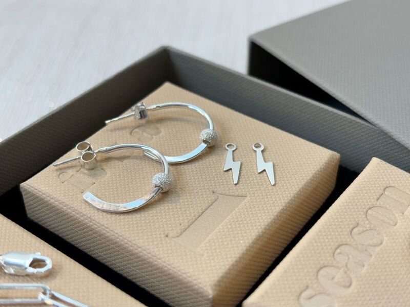 Classic Gift Box - 4 bestsellers - product images  of 