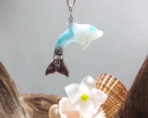 Multi-colors,Larimar,dolphin,pendant,,,Reef,Jumper,-,ET3706,Larimar stone, Larimar pendant, larimar dolphin, dolphin pendant, carved dolphin, dolphin stone, nai’a pendant, dolphin leap, men pendant, dolphin jewelry, surf pendant, larimar jewelry, Hawaiian dolphin, 925 silver, Larimar stone, blue pectolite, Atlanti