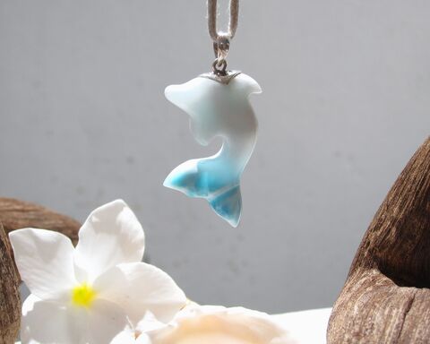 Rare,white,and,blue,Larimar,dolphin,pendant,,Tamer,of,the,Waves,-,ET3709,dolphin pendant, larimar dolphin, larimar pendant, white dolphin, dolphin leap, crystal dolphin, surf pendant, ice blue dolphin, miami dolphin, beach pendant, Larimar jewelry, great gift,  blue pectolite, Atlantis stone, Dolphin stone, Love stone, Stefili