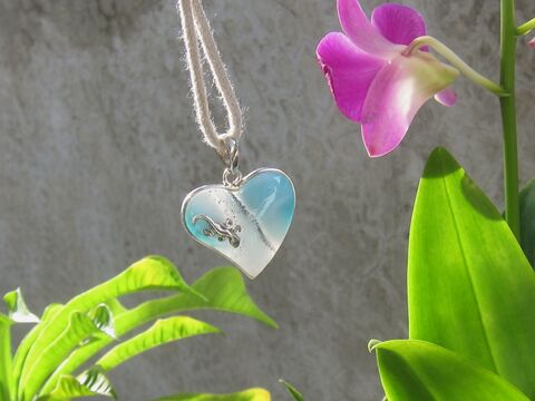 The,Other,Shore,-,SB0001,eye catching, Larimar heart, silver pendant, love pendant, heart pendant, gecko pendant, fast delivery, worldwide delivery, lover gift, handmade pendant, sterling silver, ooak design
