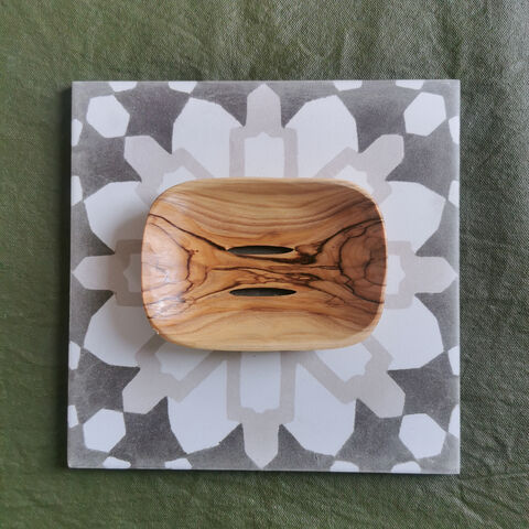 Hand,crafted,Olive,wood,soap,dish,-,Made,in,Bethlehem,Palestine,Elbustan palestinian shop, hand made in Palestine, hand made in Bethlehem, olive wood, soap dish 