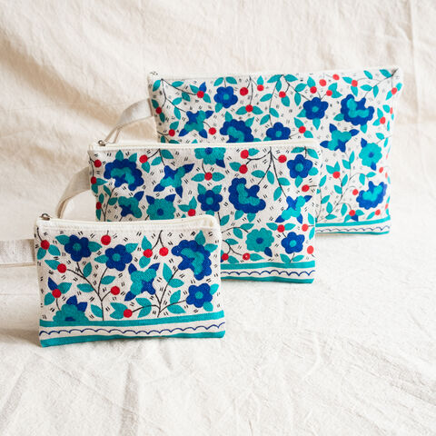 The,Floral,pouch,-,by,Ibrahim,Muhtadi,gaza, Ibrahim Muhtadi, pouch, purse, canvas, canvas pouch, Jaffa oranges, hand painted, Reem Motasem, made in palestine